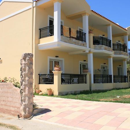 Kosmos Hotel Agios Stefanos Avliotes  ภายนอก รูปภาพ